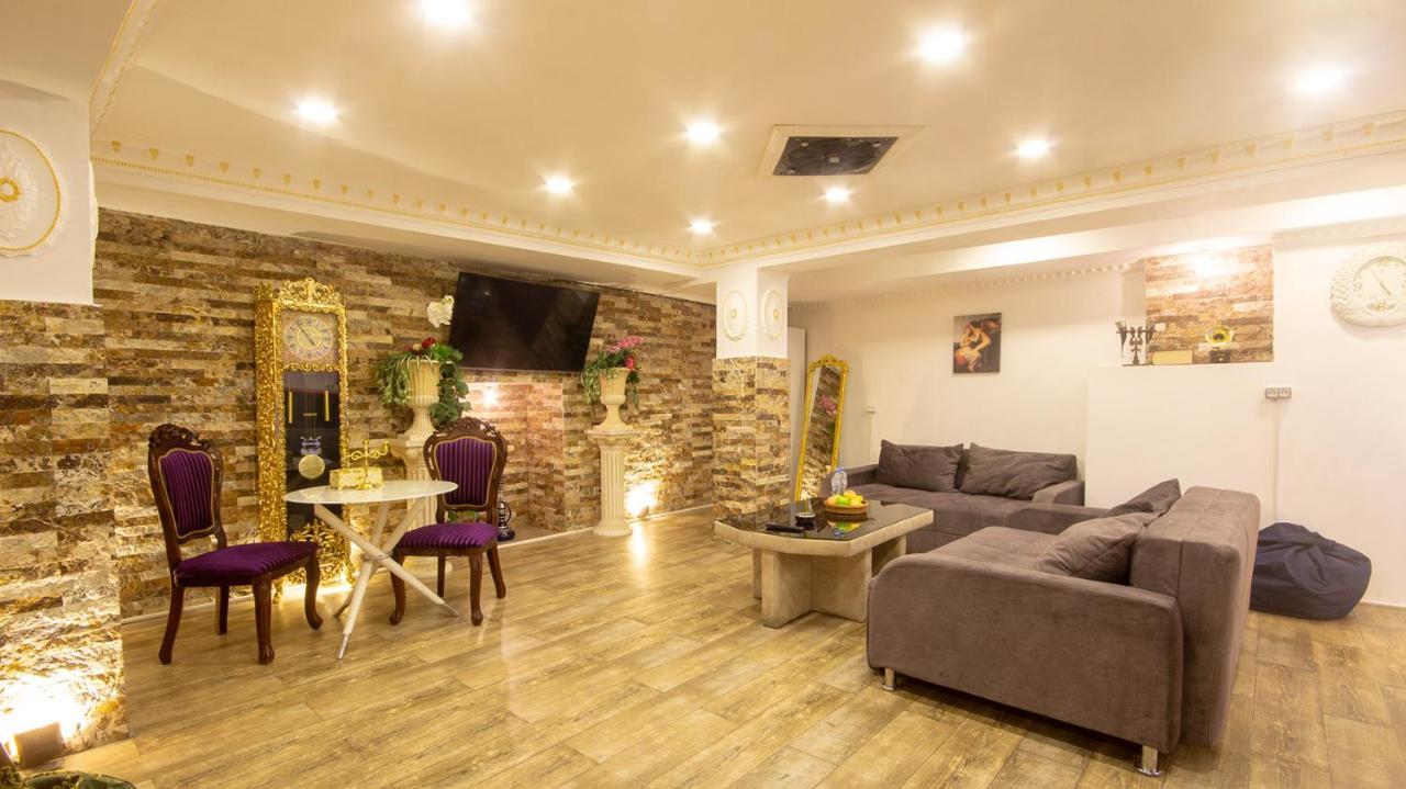 ホテル Terrace Tbilisi Center エクステリア 写真