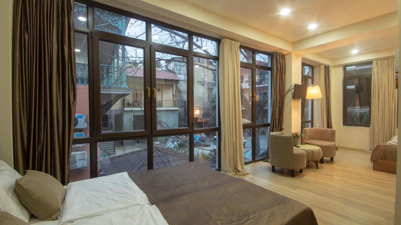 ホテル Terrace Tbilisi Center エクステリア 写真
