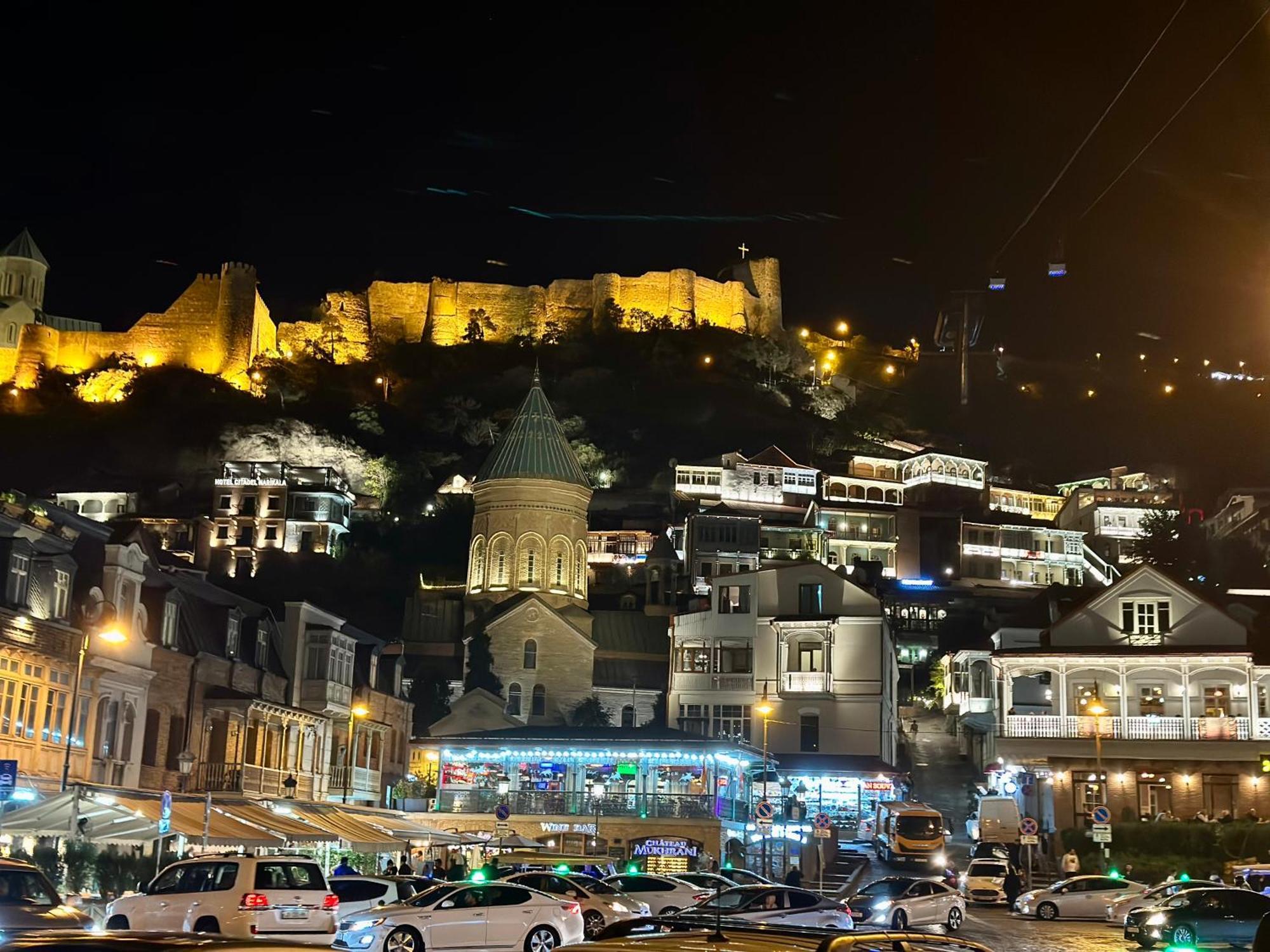 ホテル Terrace Tbilisi Center エクステリア 写真