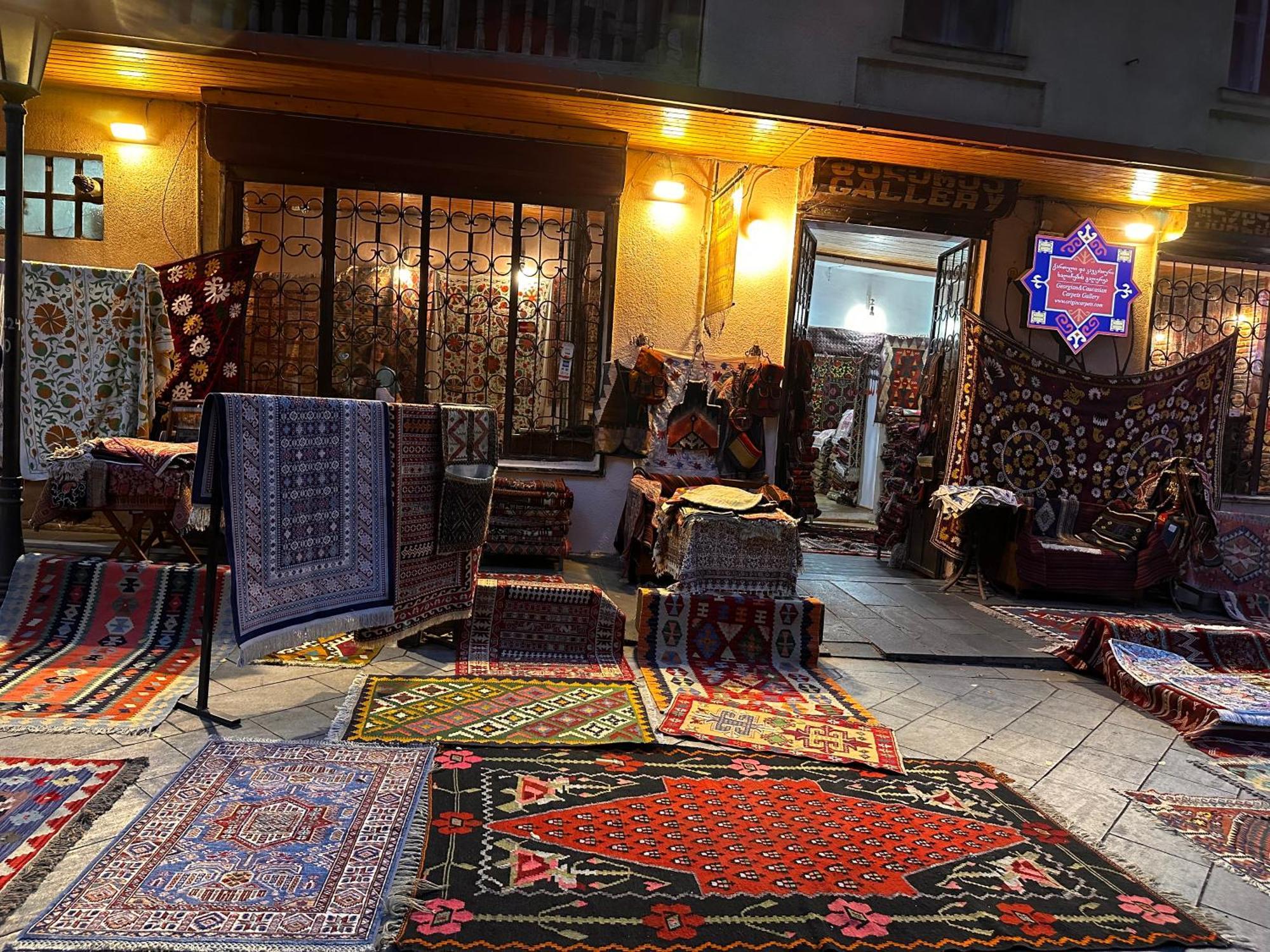 ホテル Terrace Tbilisi Center エクステリア 写真