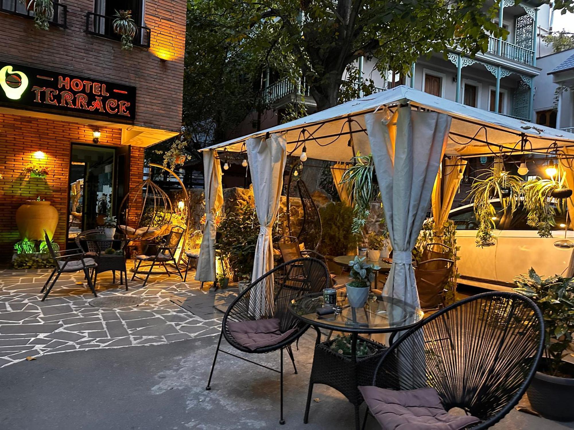 ホテル Terrace Tbilisi Center エクステリア 写真